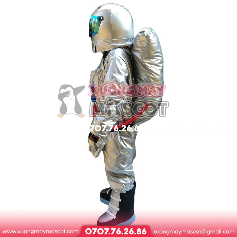astronaut-mascot-costume-1-1-800x800